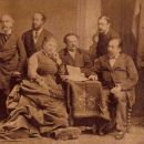 Od lewej/From the left: Joseph Joachim (?), Henri Vieuxtemps (?), Désirée Artôt-Padilla, Alfred Jaëll, Giovanni Bottesini, Henryk Wieniawski, ca. 1877 / Anita Munroe collection 